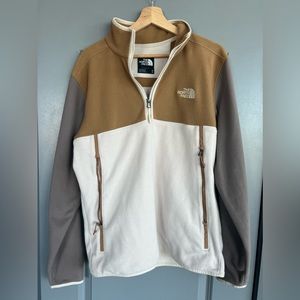 North Face Quarter Zip size M
